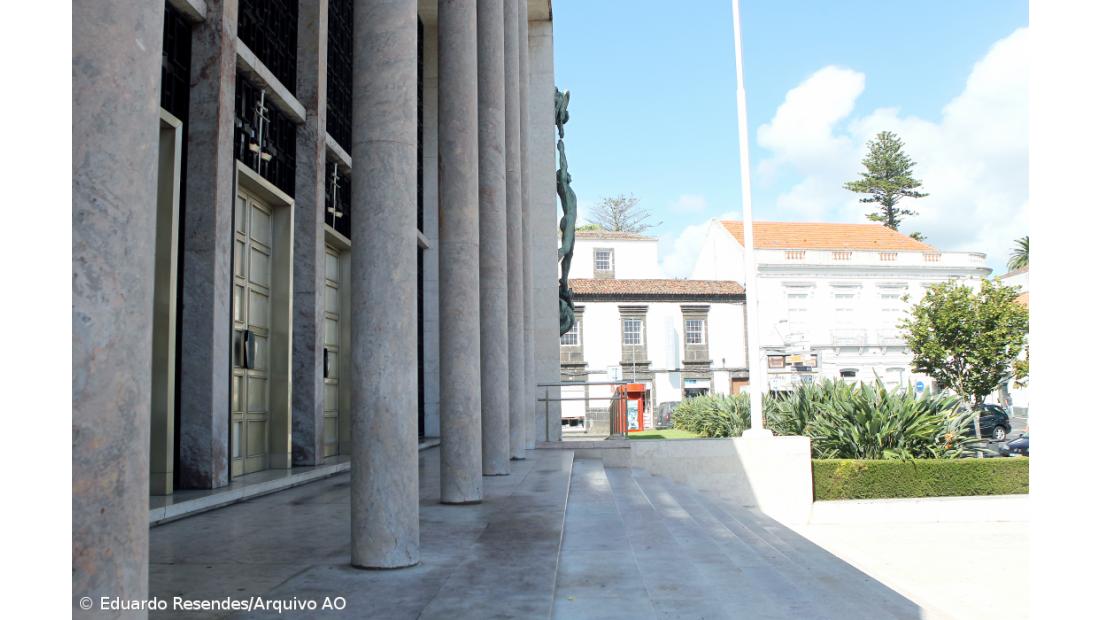 Advogado de São Miguel condenado a 13 anos de prisão