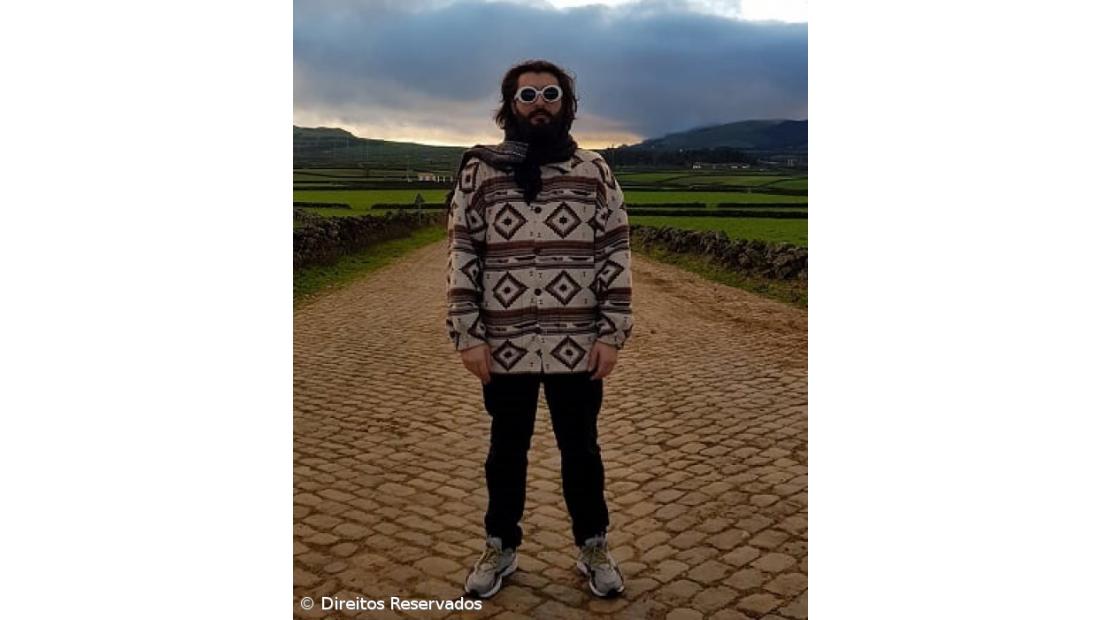 Vai ser dado: por isso não olhe aos dentes do cavalo de Romeu Bairos