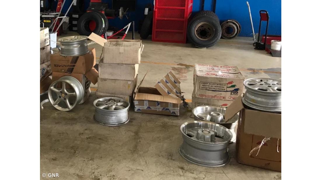 GNR apreendeu 40 jantes de automóvel numa oficina em Ponta Delgada