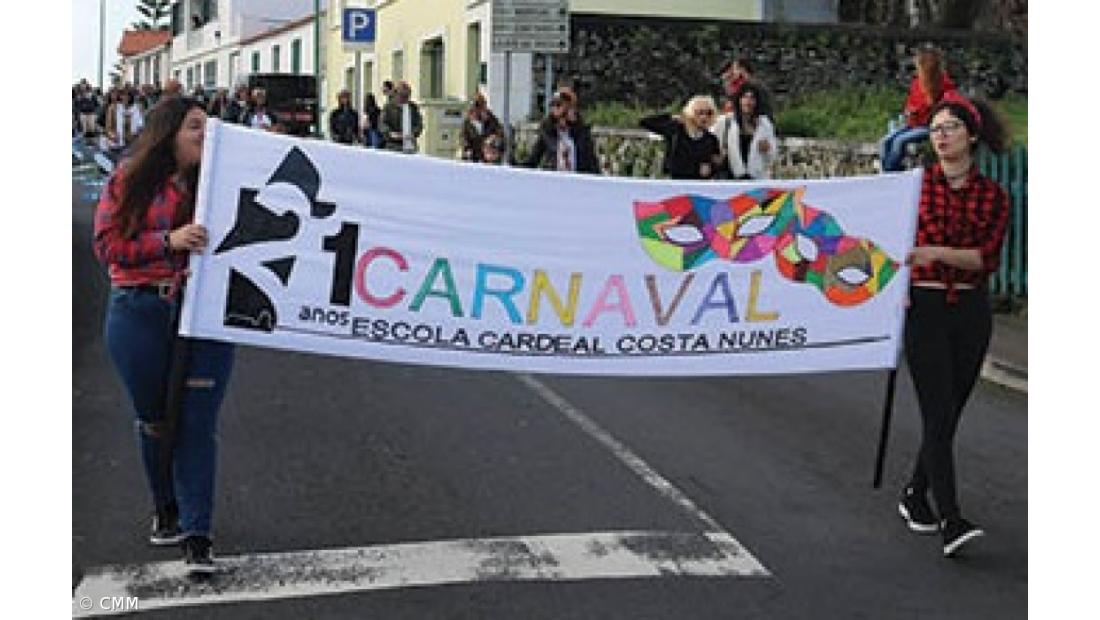 Madalena em folia no desfile de Carnaval – Imagem 2