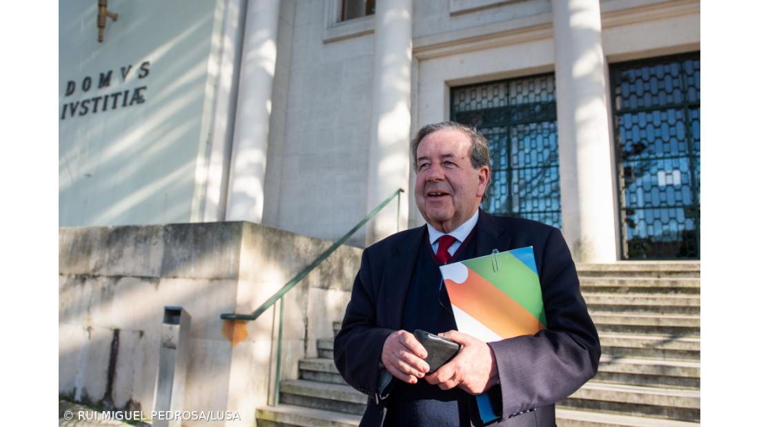 MP instaura inquérito criminal contra presidente da Câmara