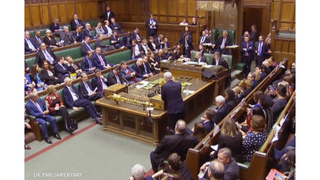 Parlamento aprova adiamento da data de saída para depois de 29 de março