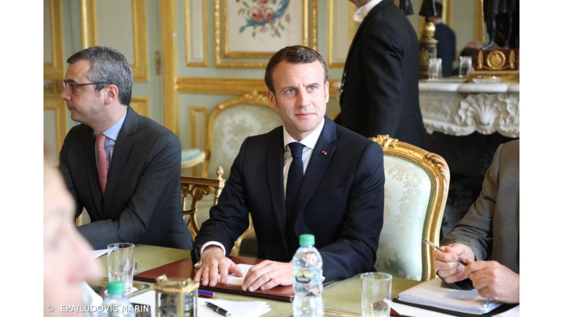 Macron convoca autoridades de segurança após distúrbios em Paris