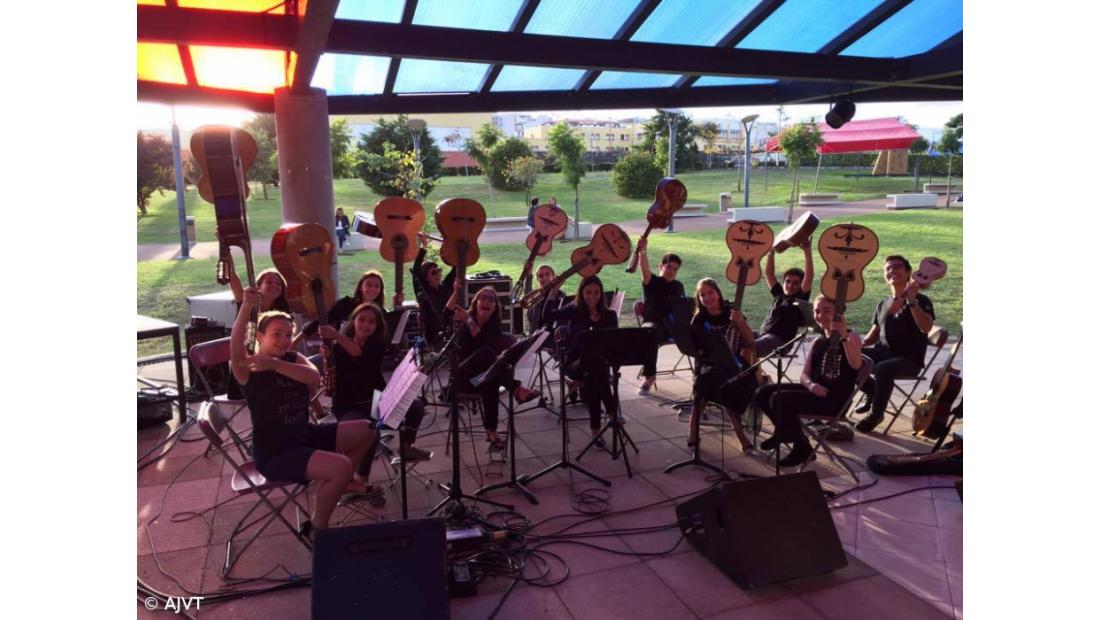 Classe de Conjunto de Violas da Terra celebra 10º aniversário – Imagem 2