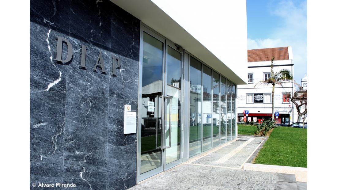 Jovem queixa-se de atraso na investigação de caso violento 