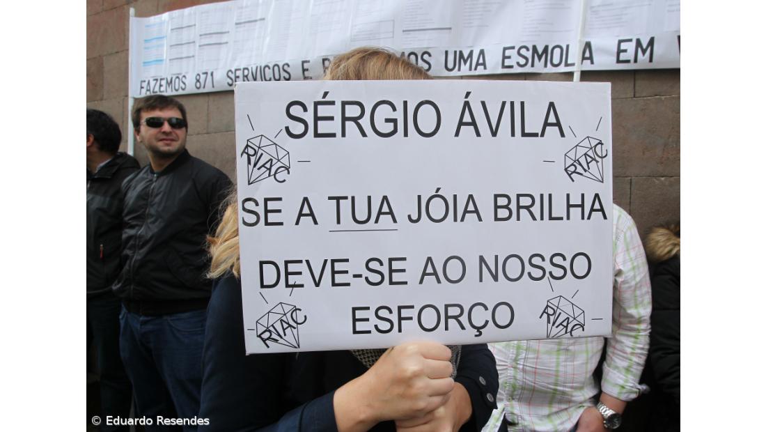 Trabalhadores da Rede Apoio ao Cidadão manifestam-se nos Açores por carreira especial – Imagem 2