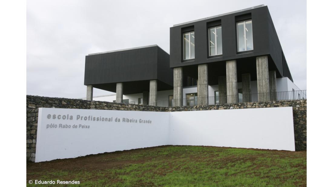 Junta de Rabo de Peixe pede curso de pesca na escola profissional 