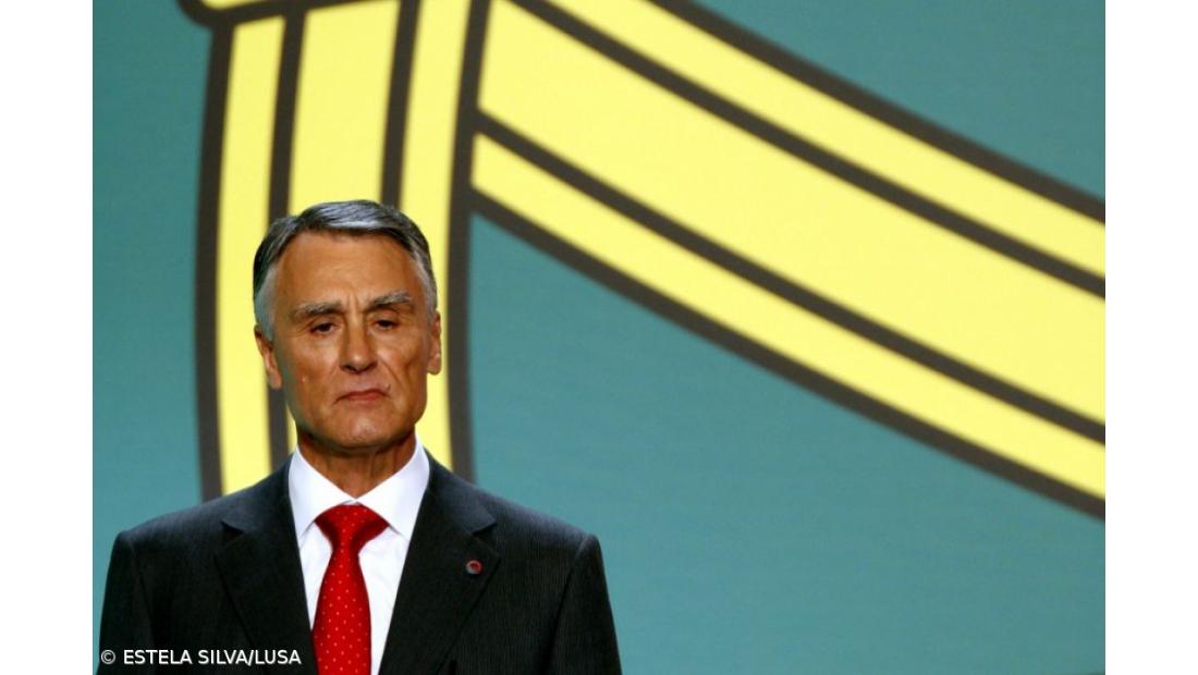 Cavaco Silva sublinha "importância decisiva" de incentivos à natalidade