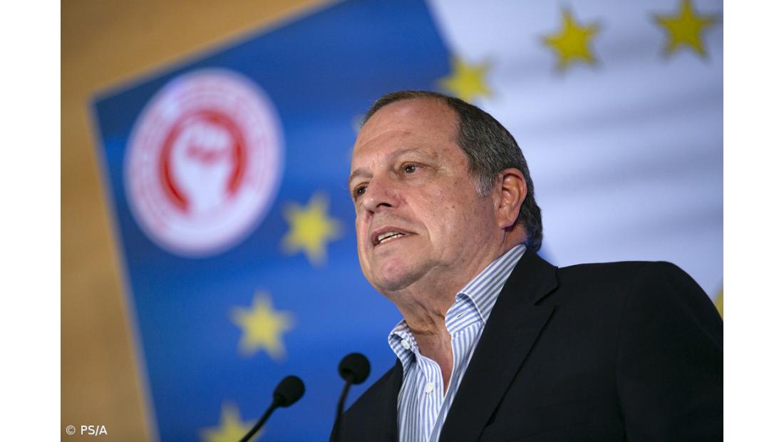 Carlos César lembra apoio dado ao PS/Açores "de peito aberto"