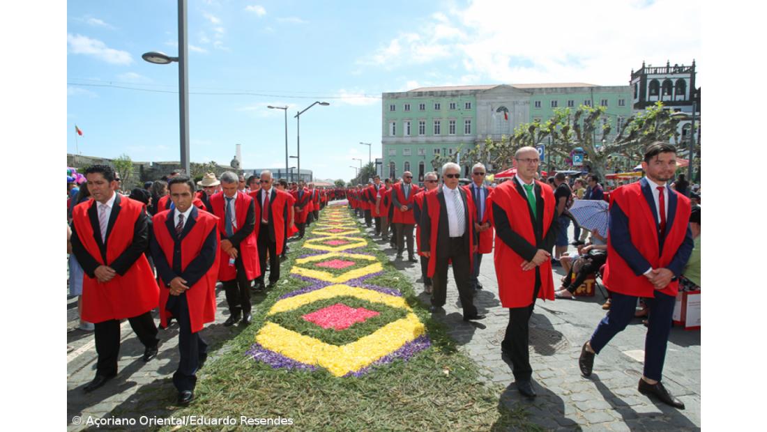 Festas do Santo Cristo assinaladas nas redes sociais e comunicação social – Imagem 9