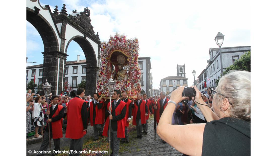 Festas do Santo Cristo assinaladas nas redes sociais e comunicação social – Imagem 8