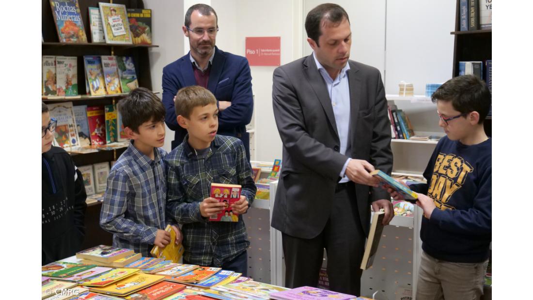 'Livros ao Largo' na Ribeira Grande