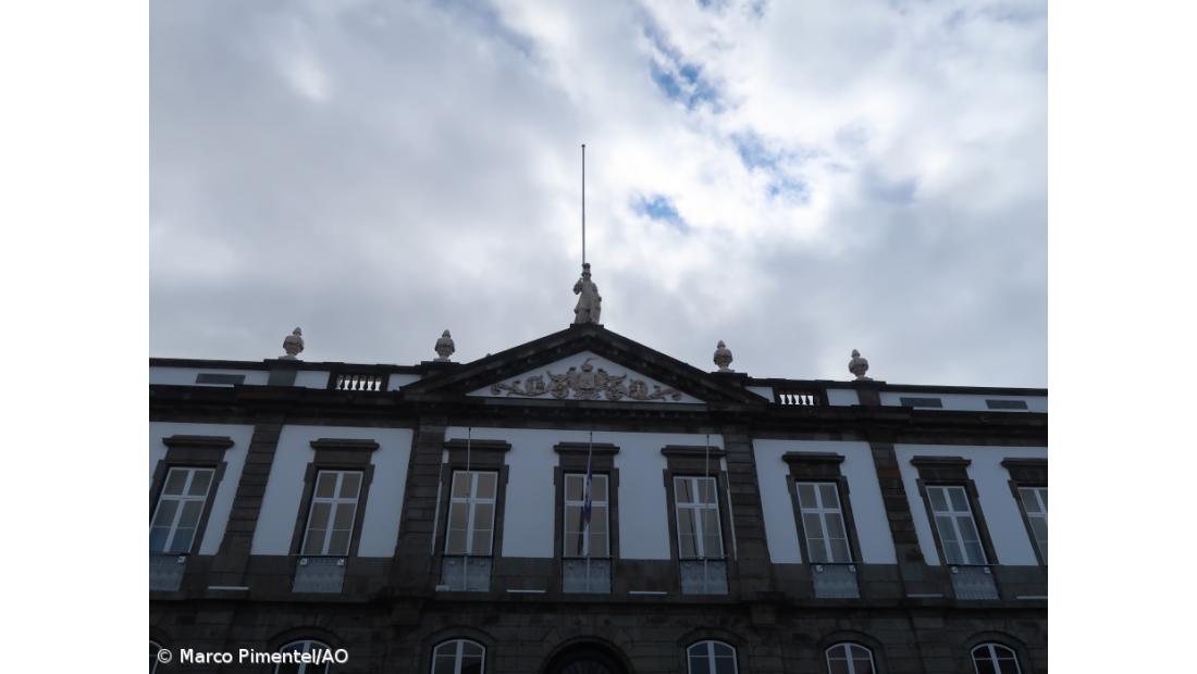 Angra do Heroísmo com 40,3 ME em 2023 mantém tarifas e IMI para ajudar famílias e empresas