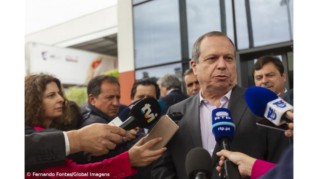 Carlos César pede ambição ao novo executivo