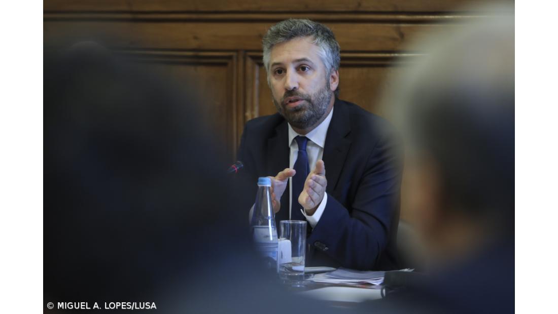 Pedro Nuno responde a Montenegro que PS também tem compromissos e quer sinais de diálogo