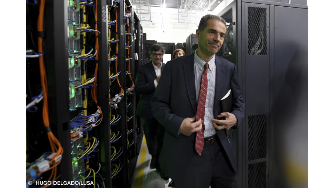 Universidades e politécnicos devem garantir ensino presencial, defende tutela