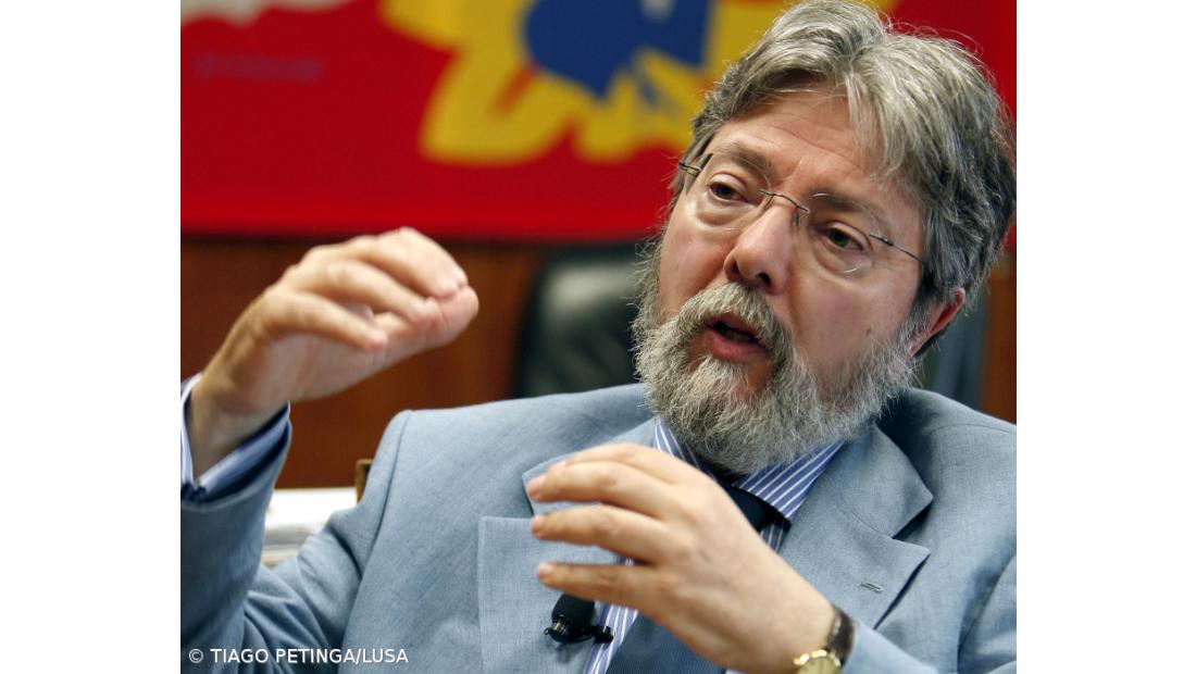 Diretor-geral da Saúde contesta dados da OMS sobre tuberculose