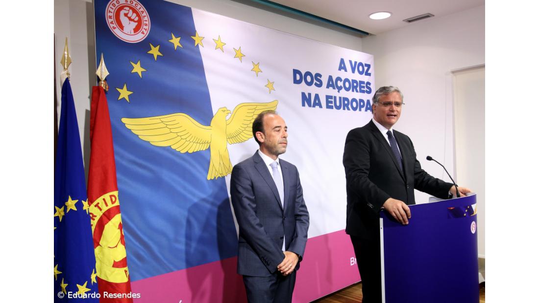 "Perda irreparável para a sua família, para os seus amigos e para todos os socialistas açorianos”