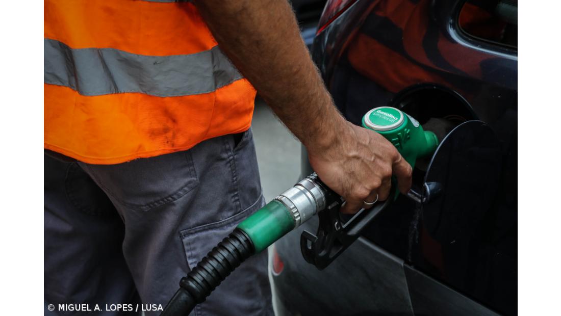 Gasolina sobe e gasóleo desce nos Açores a partir de quinta-feira