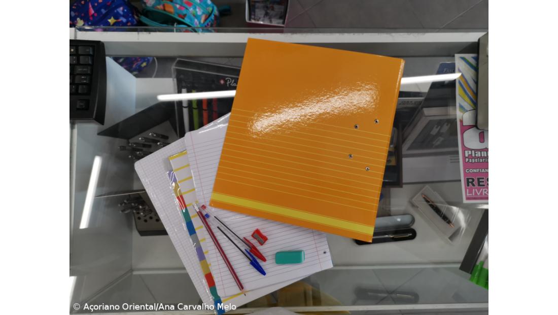 Deco quer que lei permita que todo o material escolar possa ser deduzido em IRS