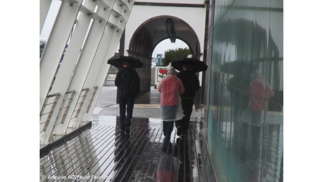 IPMA eleva para laranja o aviso relativo a chuva no grupo Oriental dos Açores