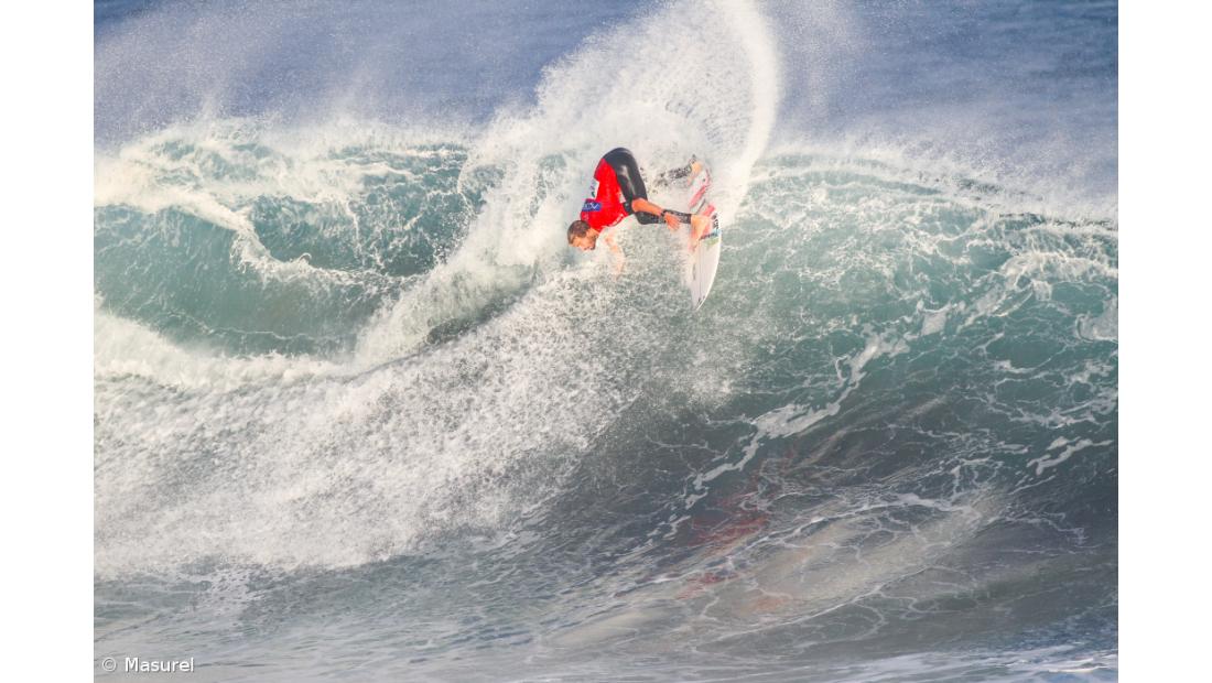 Surfistas Frederico Morais e Afonso Antunes eliminados na Ericeira