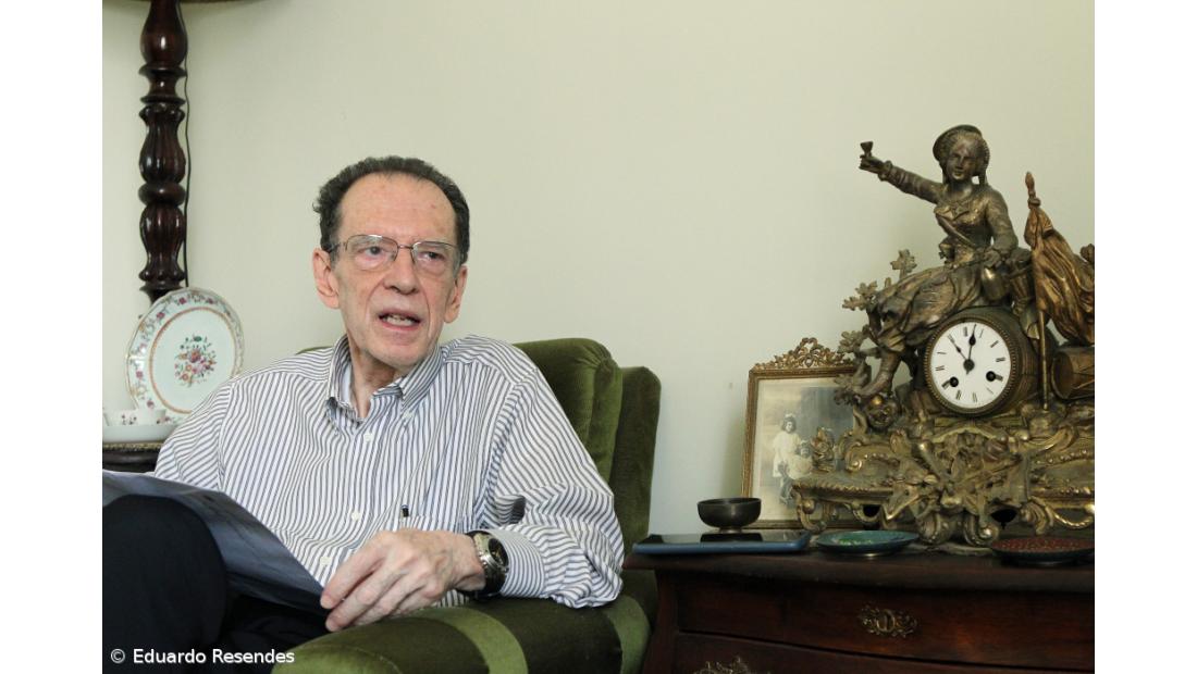 Carlos César (PS) diz que Machado Pires deixa "marca entre os açorianos maiores"