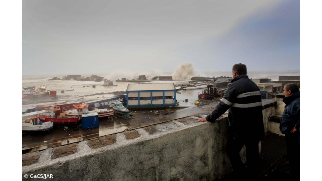 Vasco Cordeiro enaltece sentido de responsabilidade dos açorianos e profissionalismo de todos os envolvidos nas operações – Imagem 3