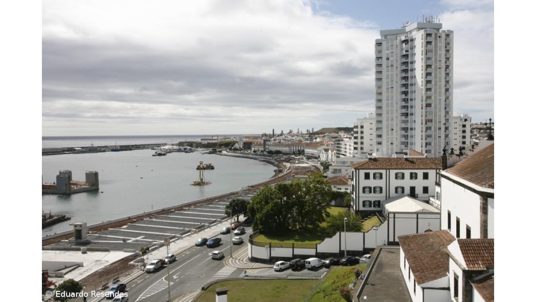 Arte urbana vai colorir Ponta Delgada