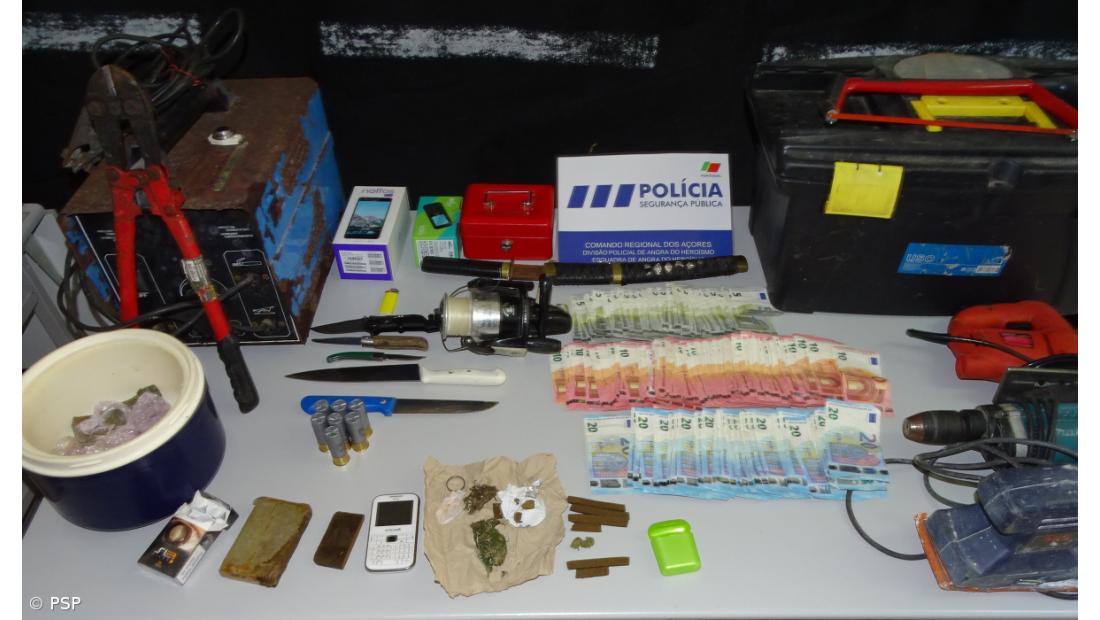 Dois homens detidos pelo crime de tráfico de estupefacientes – Imagem 1