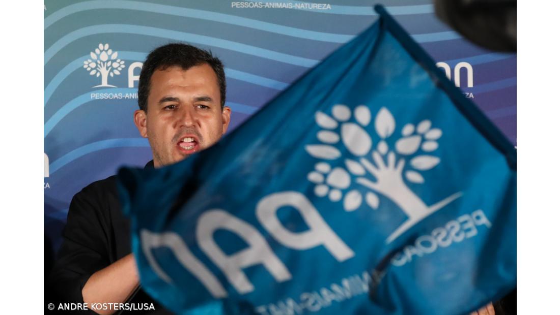 André Silva anuncia que sai de porta-voz do PAN, do parlamento e da vida política