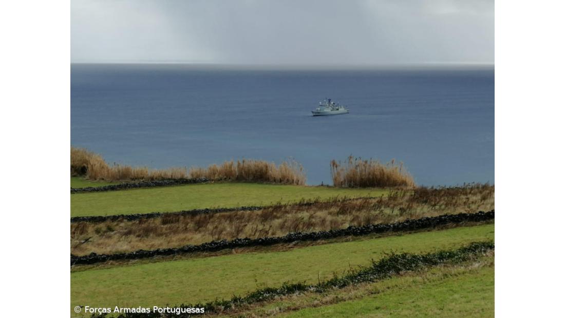 Forças Armadas iniciaram trabalhos de sondagem da aproximação ao porto das Lajes das Flores – Imagem 5