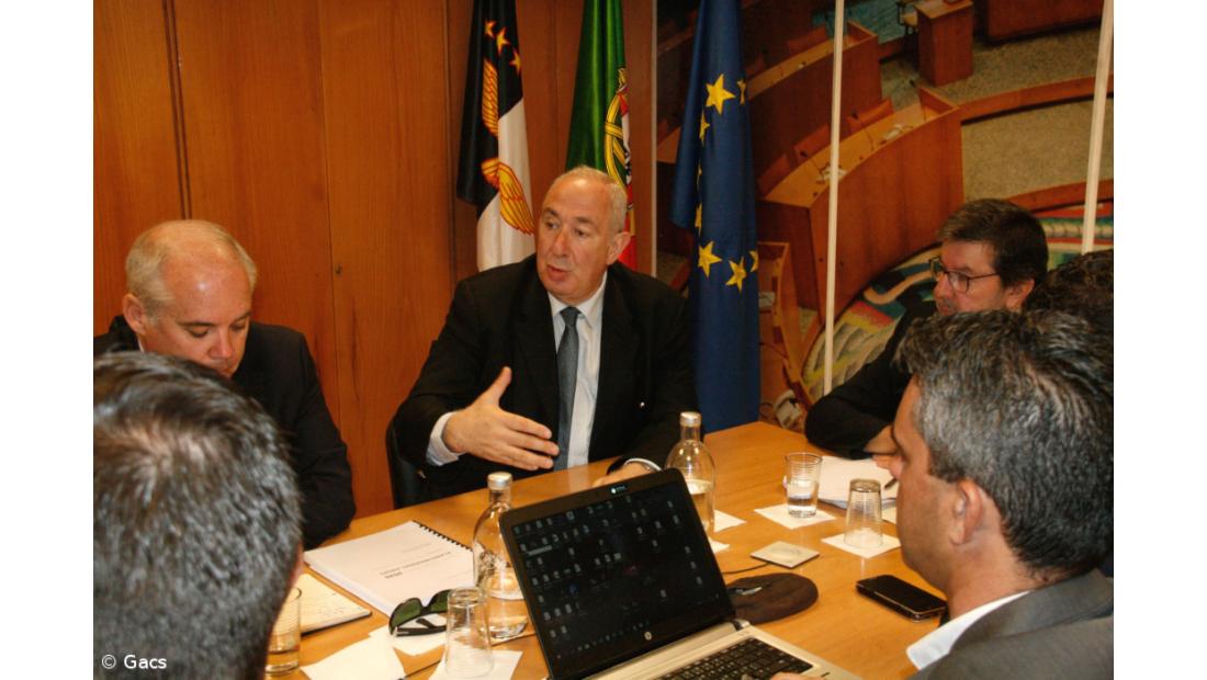 Governo dos Açores promete intensificar relações com Europa e diáspora em 2020