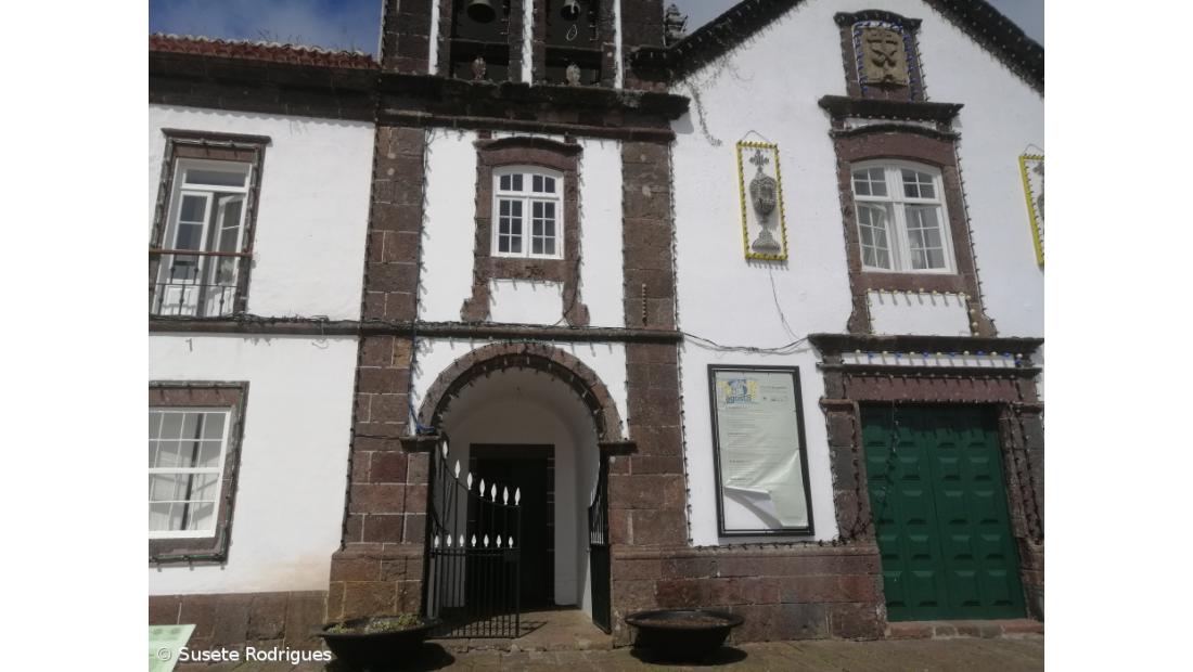 Vila do Porto com candidaturas para apoio a material escolar