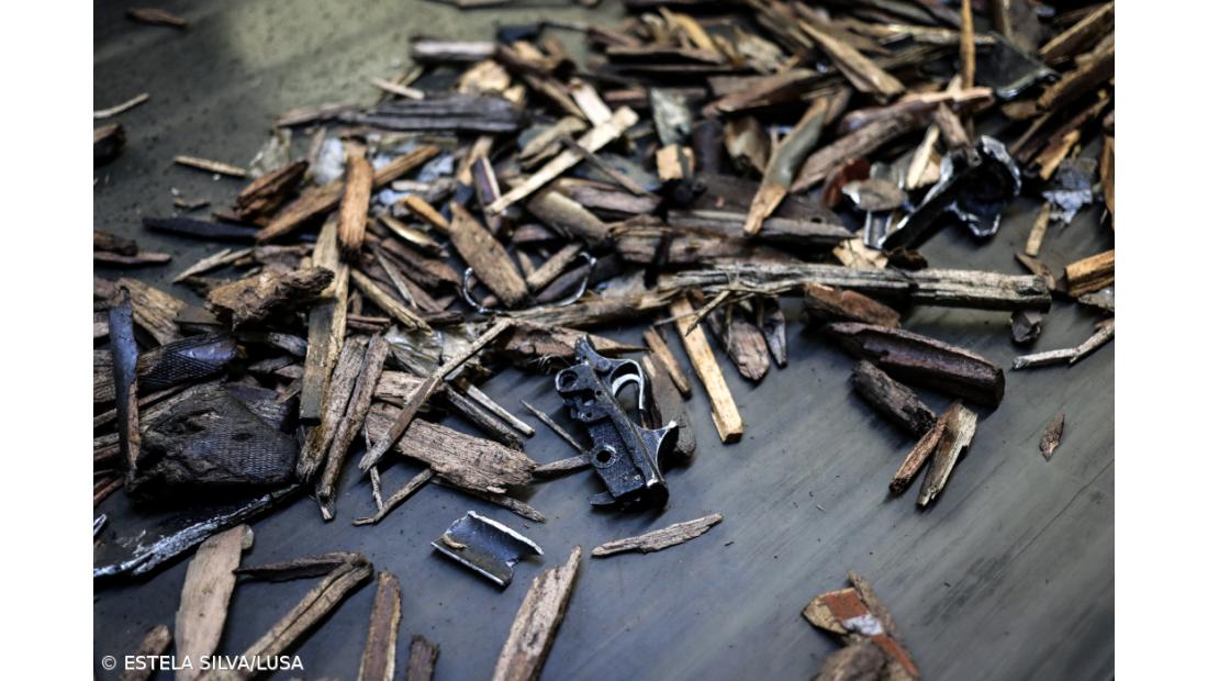 Sabres, bastões, facas e ‘tasers’ entre as 13 mil armas destruidas pela PSP  – Imagem 2