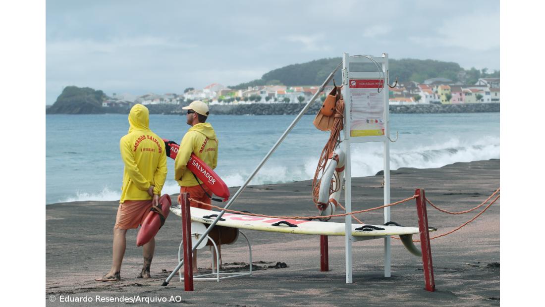 Levantada interdição às quatro zonas balneares de Ponta Delgada