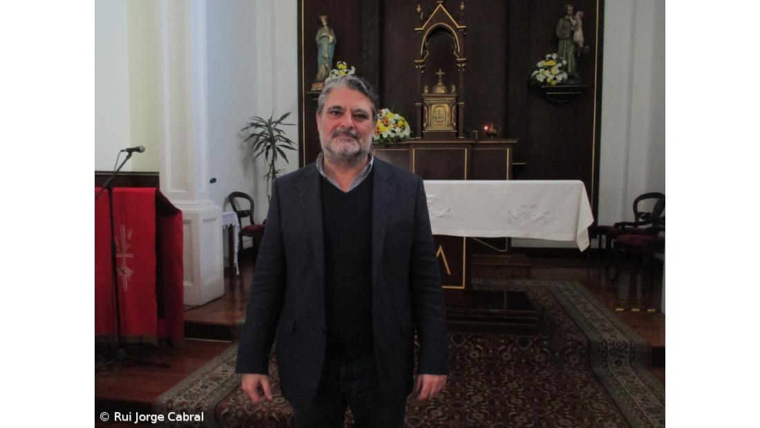 Equipa restaura azulejos que contam vida de Madre Teresa – Imagem 8