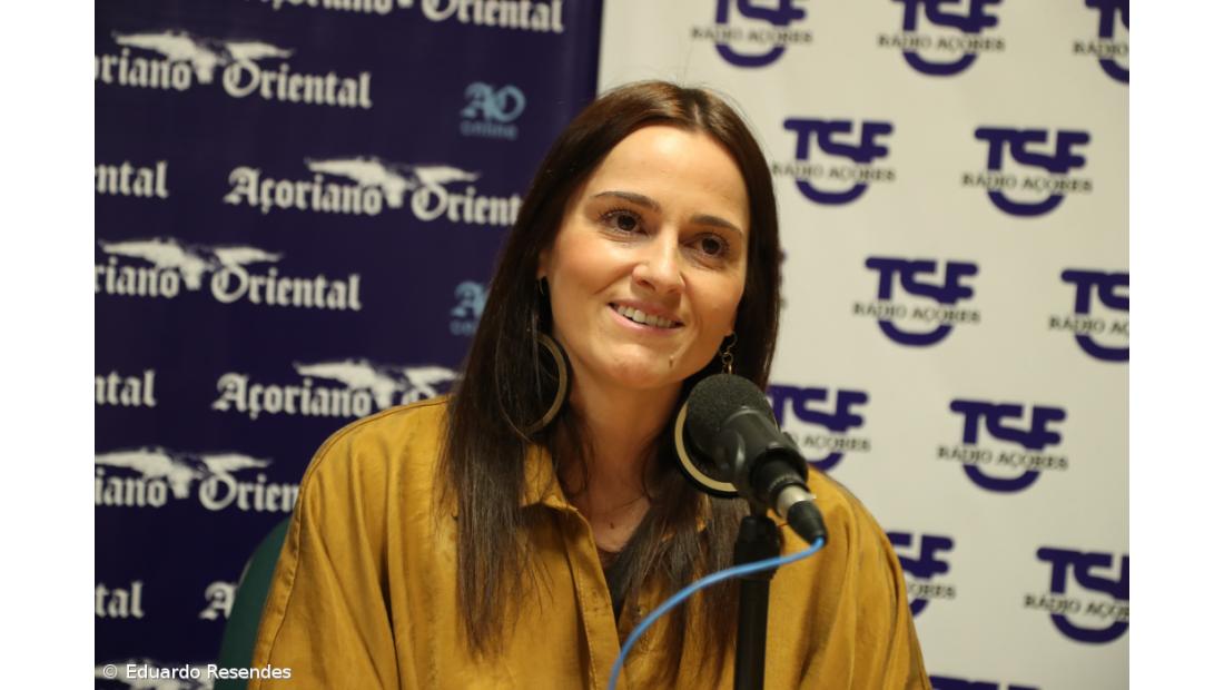 “Quando me sinto inspirada a tela chama-me”