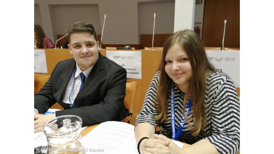 Parlamento dos Jovens debate Violência Doméstica e no Namoro