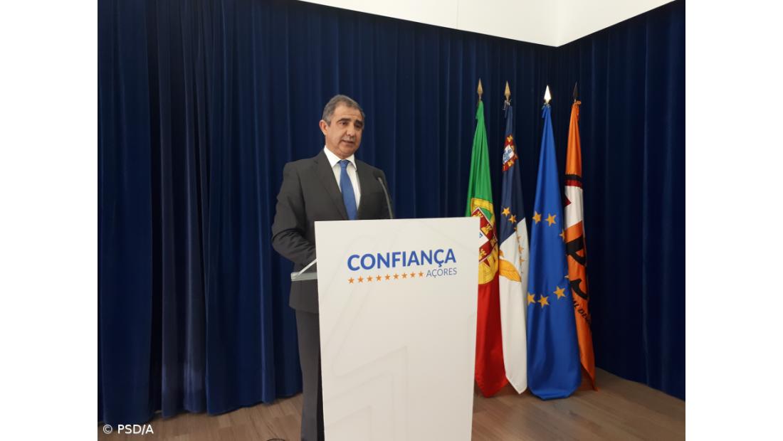 Líder do PSD/Açores propõe supensão de voos com EUA e Canadá