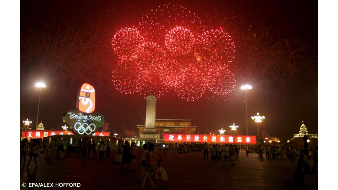 Clima teve de ser manipulado para não chover durante o encerramento