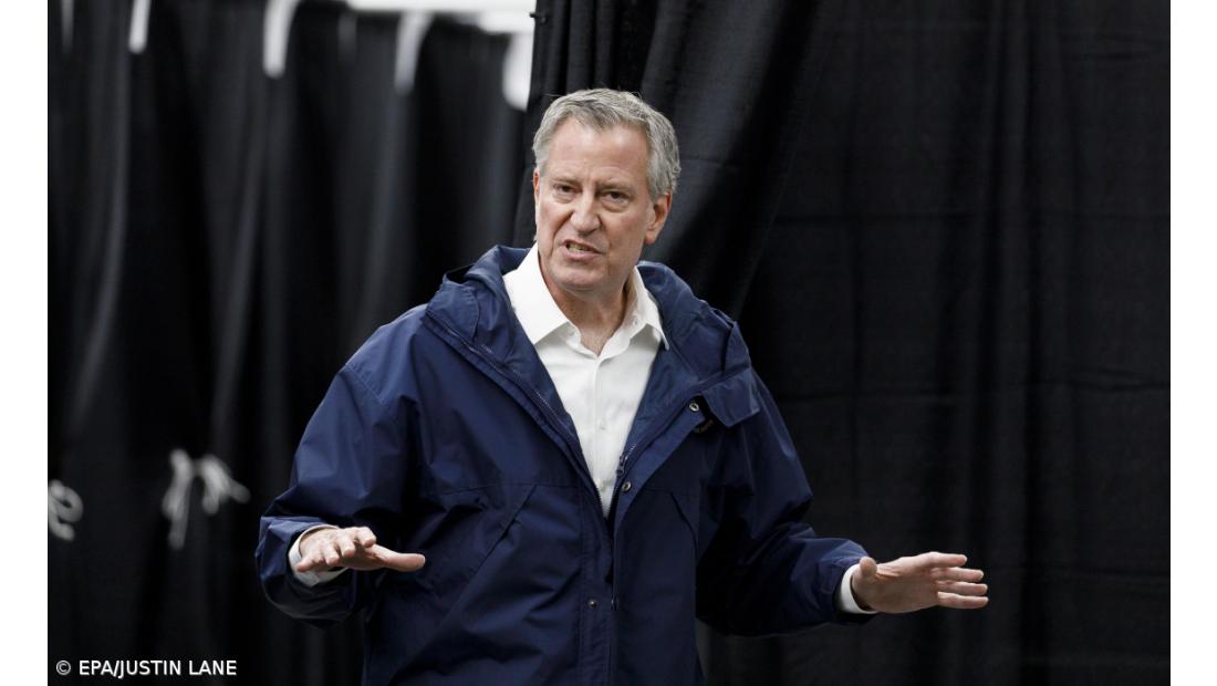 Mayor de Nova Iorque pede programa milionário para crise económica