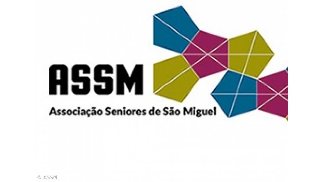 Associação Seniores de São Miguel realiza "Pão por Deus" 