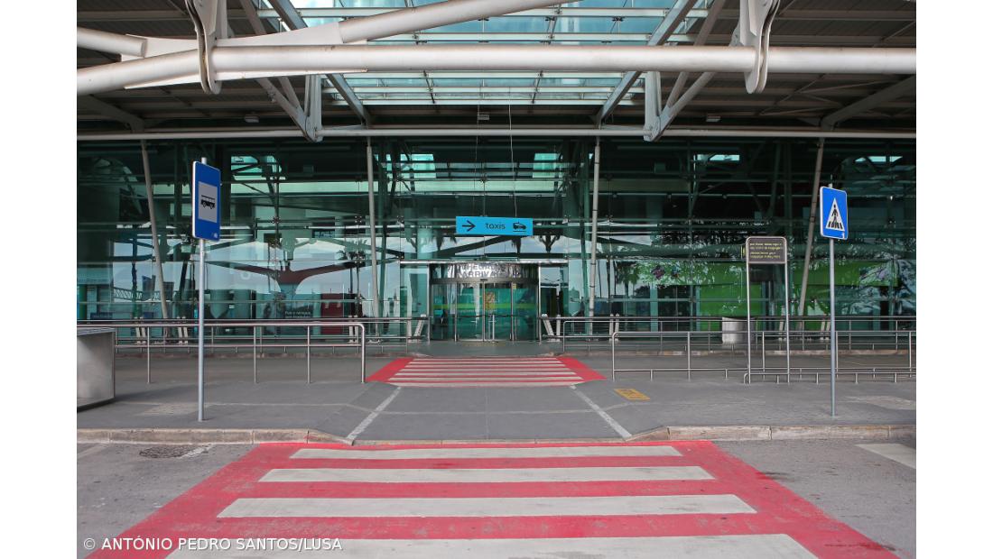 Governo prolonga até 15 de junho interdição de voos de e para fora da UE