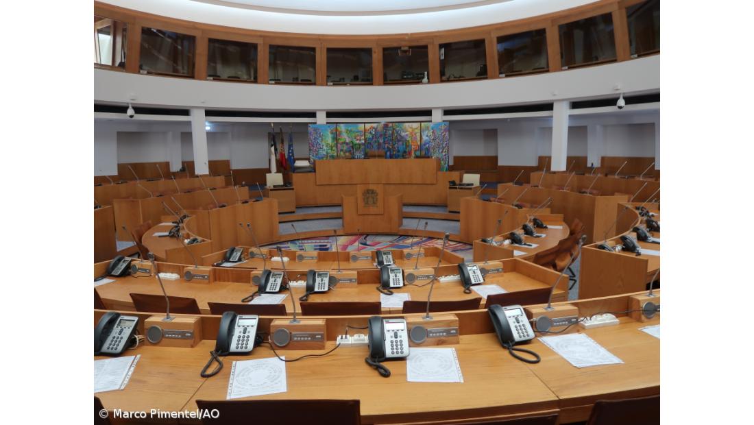 Lista dos 57 deputados eleitos por partido e círculo eleitoral