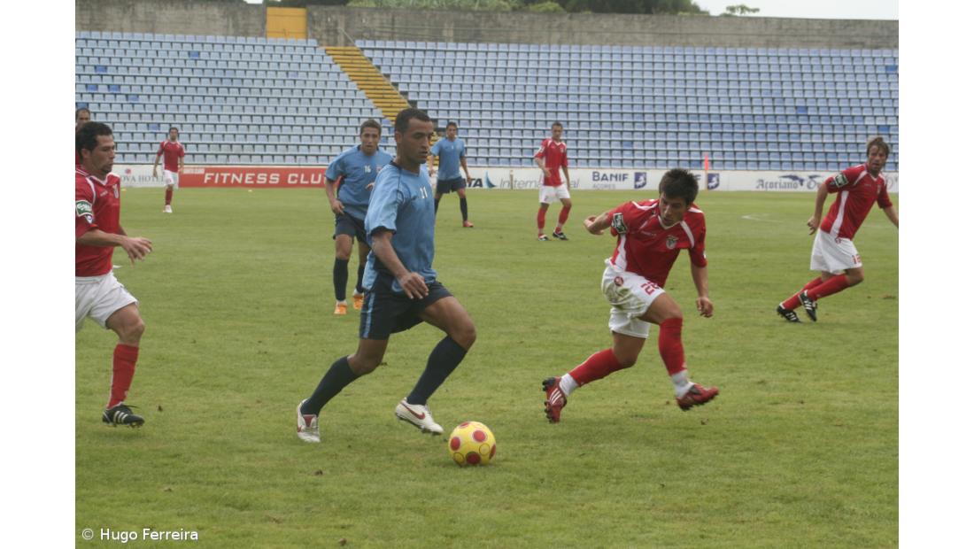 Santa Clara vence Operário