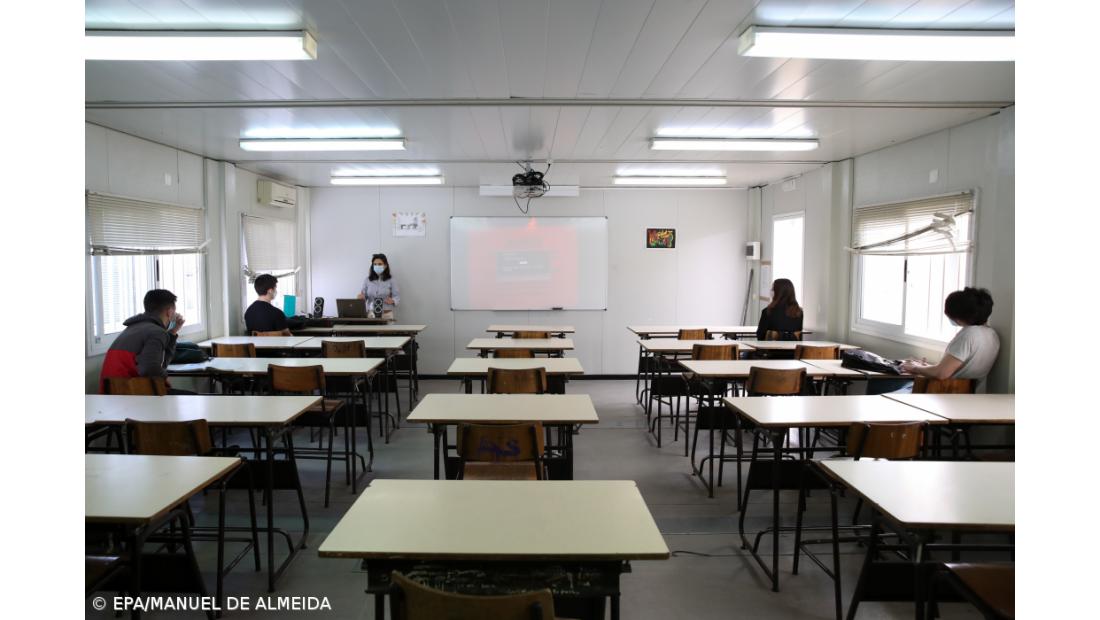 Colocados mais 209 docentes nas escolas dos Açores