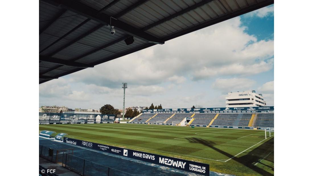 Covid-19: “Regresso do público aos estádios está a ser analisado e ponderado”, Graça Freitas