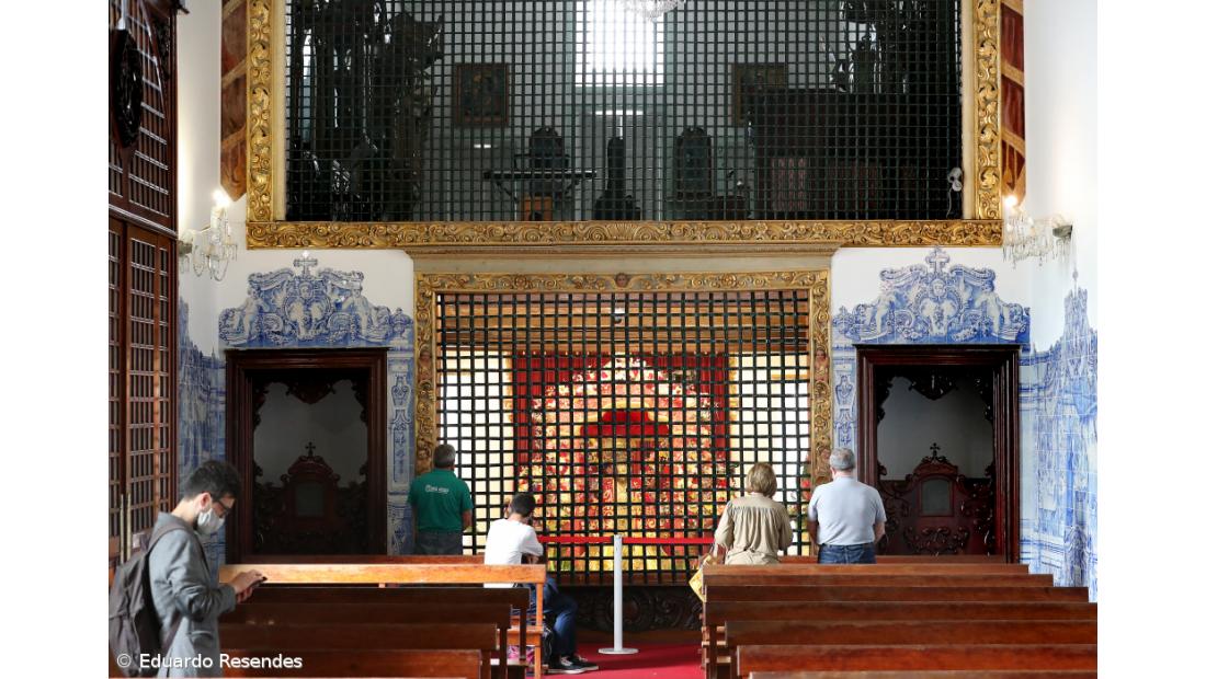 Santuário reabre com imagem do Santo Cristo mais perto das pessoas – Imagem 10