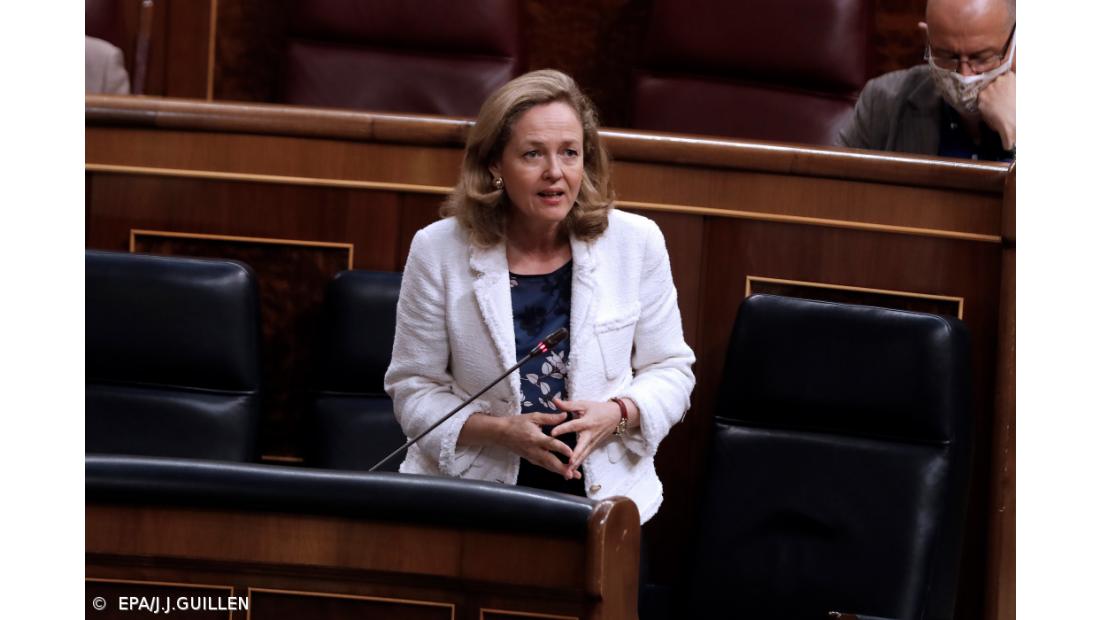 Costa reclama acordo europeu em julho e admite ministra espanhola no Eurogrupo